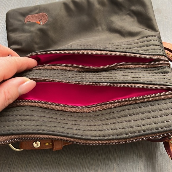 Dooney & Bourke Cross body bag Purse Nylon Tripple Zip North South - Picture 5 of 9